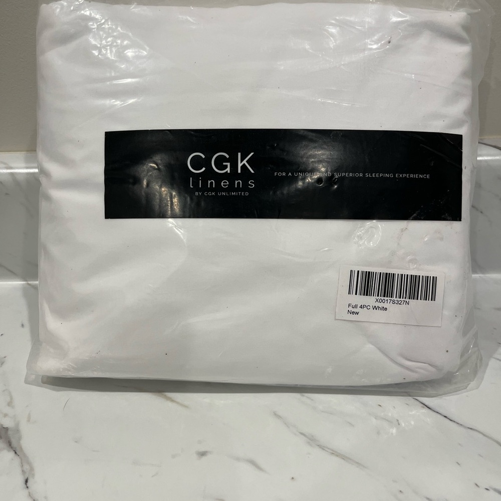 White Bedding Set